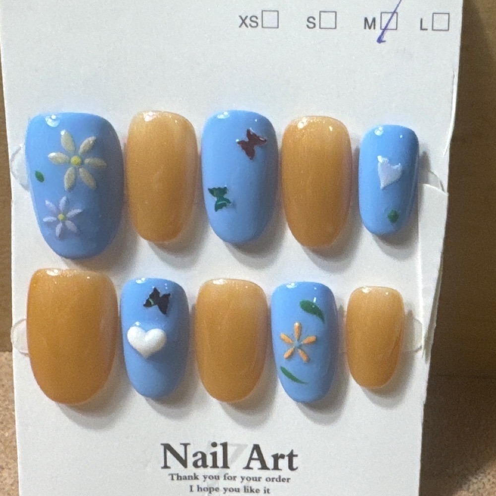Press‎ On Nails Medium Blue Gold Butterfly Daisy Heart 3D Handcrafted Set